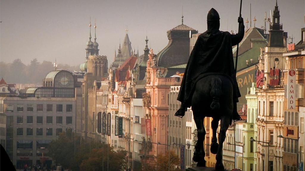 Charles Central Apartment Prag Rum bild