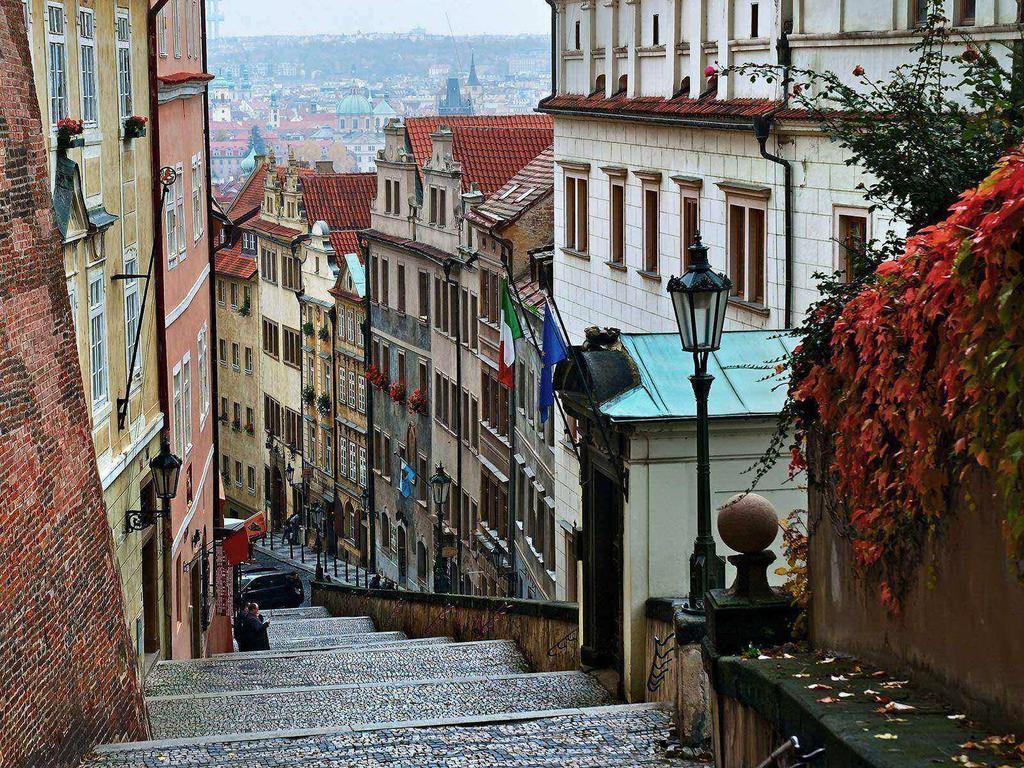 Charles Central Apartment Prag Rum bild