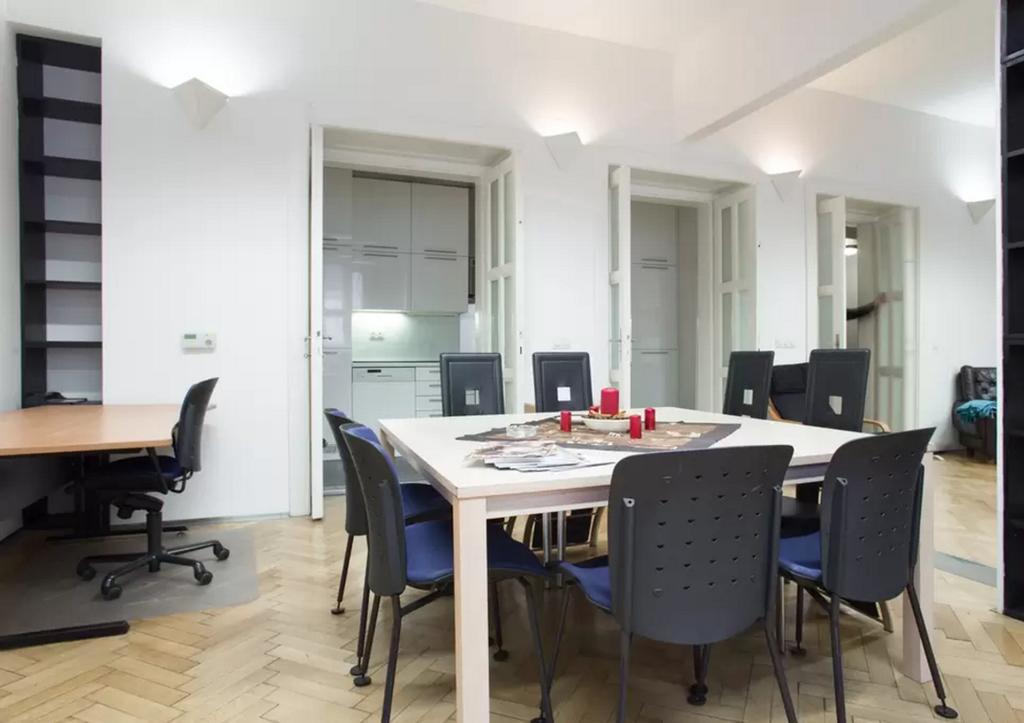 Charles Central Apartment Prag Rum bild