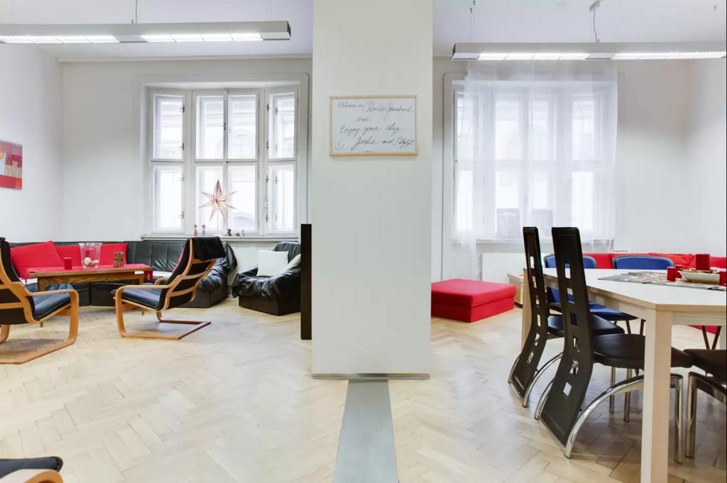 Charles Central Apartment Prag Rum bild